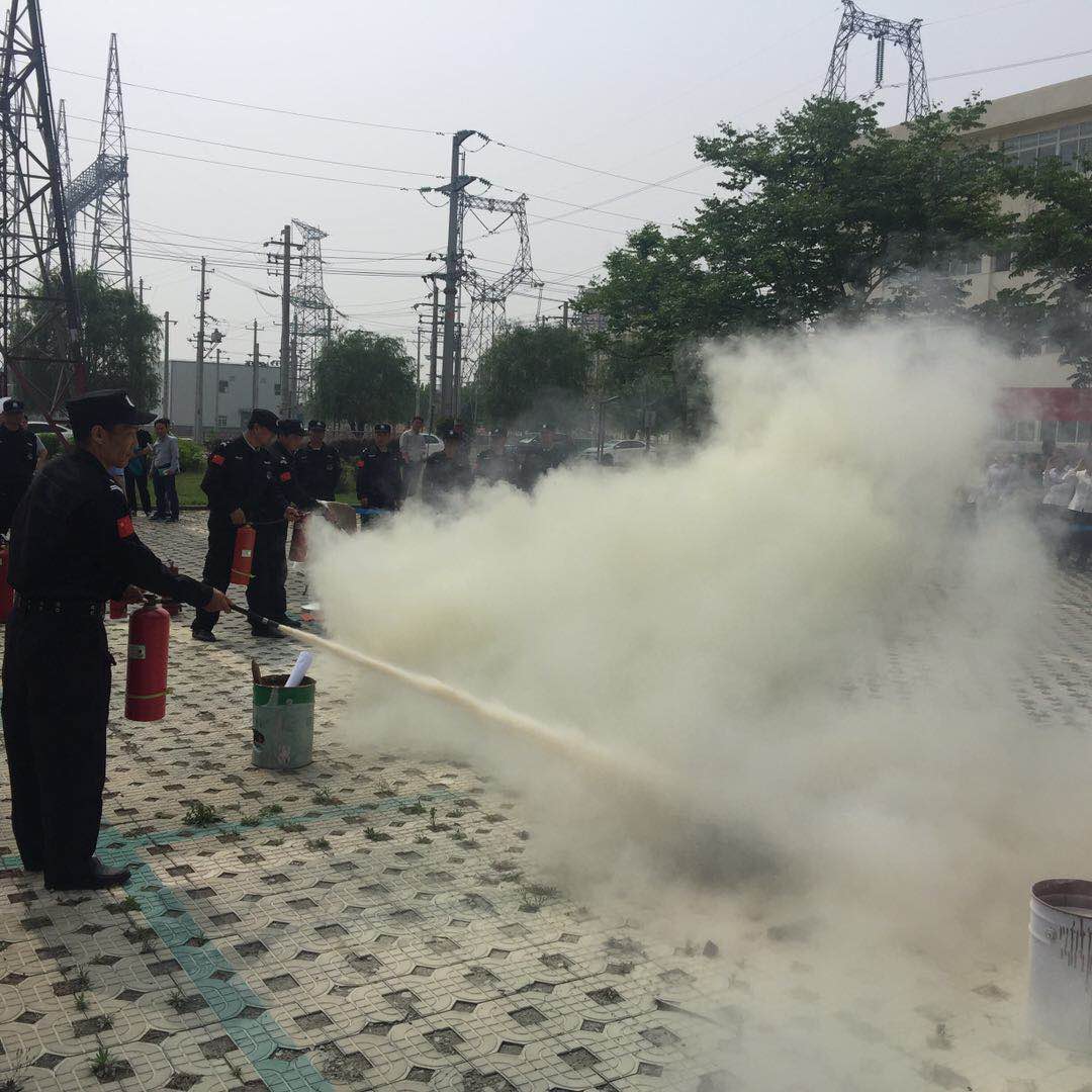 滅火器使用圖.jpg