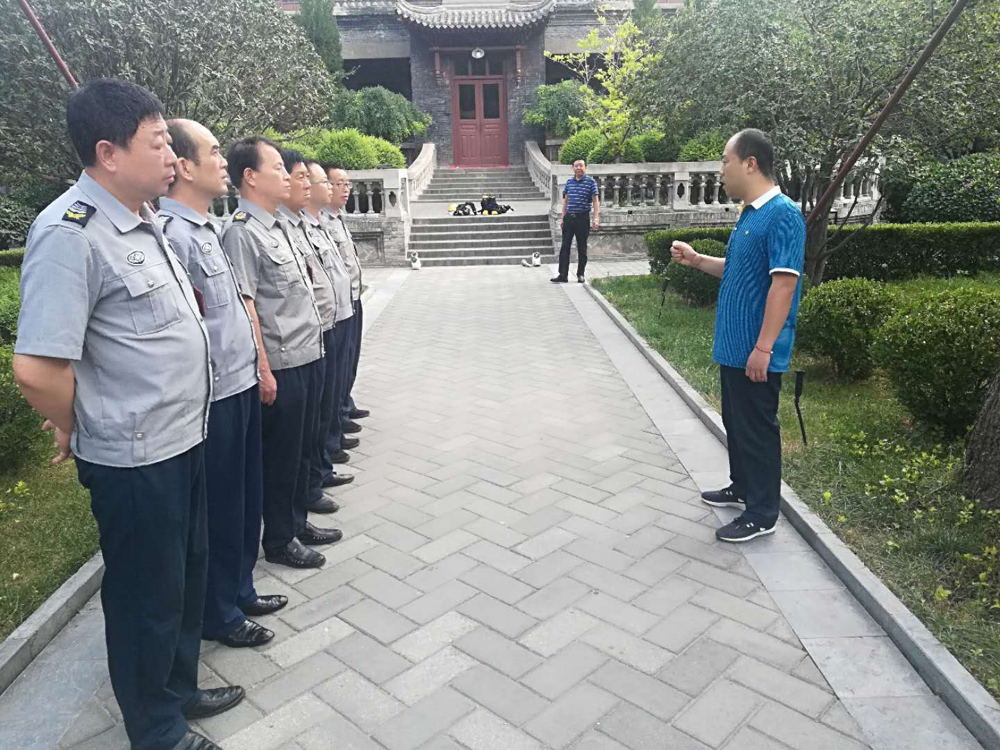 第二劉東.jpg
